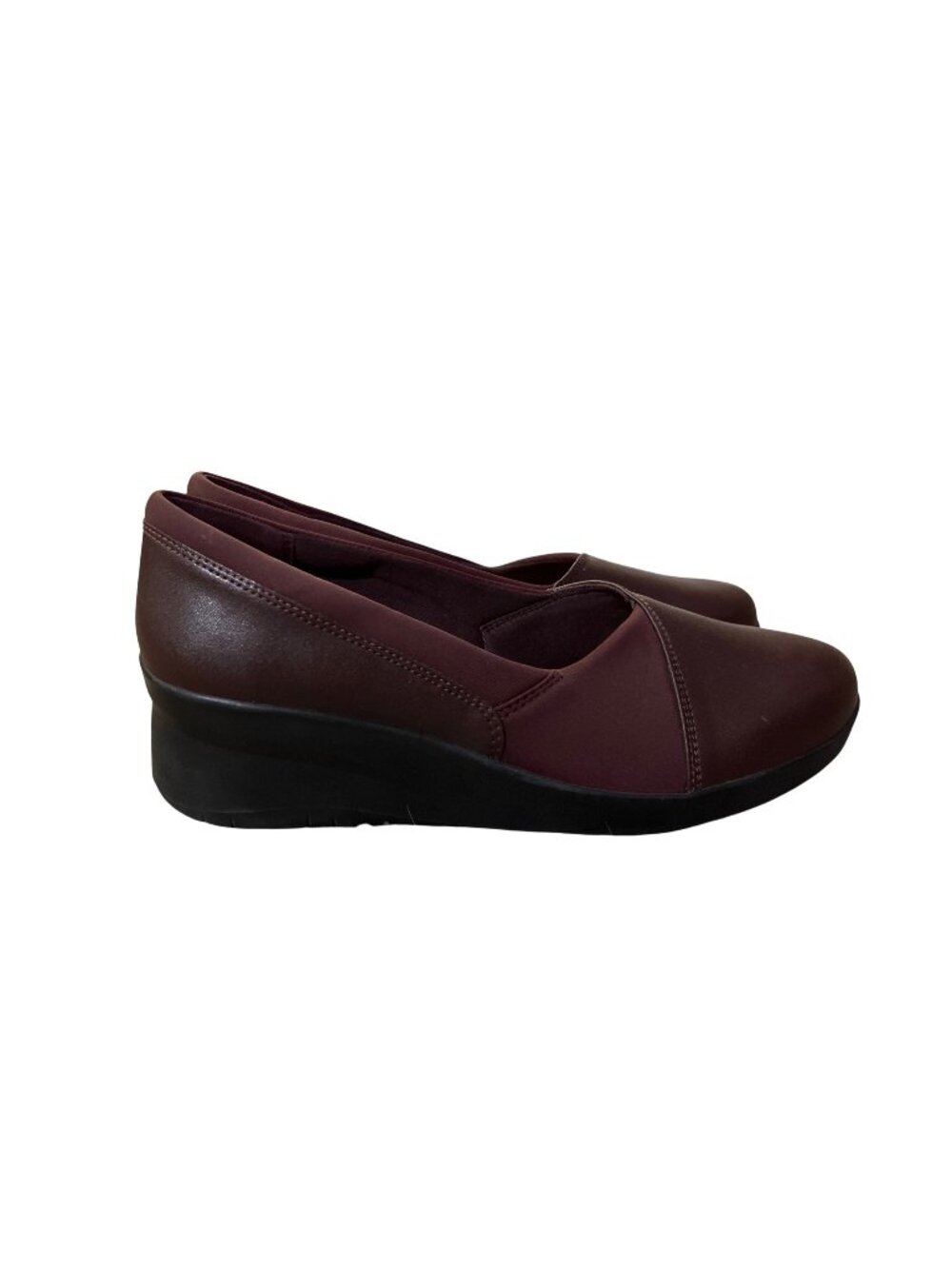 Clarks Suttyn Walk Wedge Slip On Shoes Womens 12W Wide Burgundy Comfort Used
